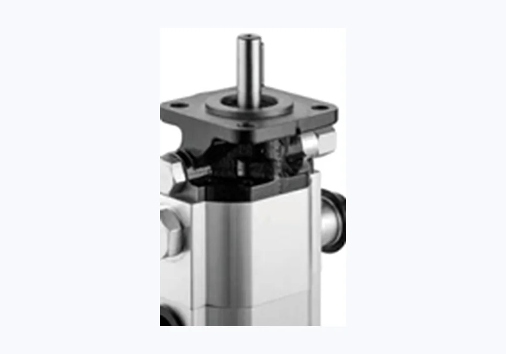 CBNA-6.3/2.1 gear pump shaft, housing and port-side product detail
